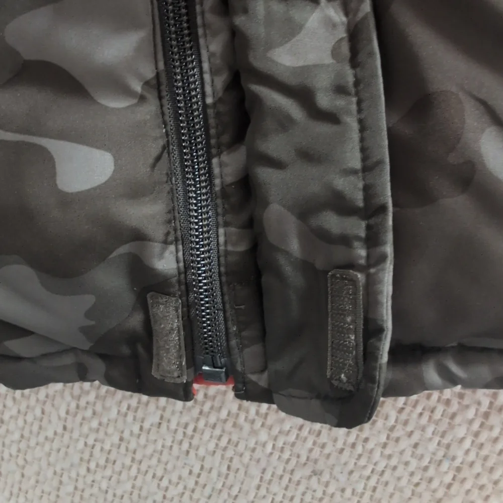 Old Navy Kids Reversible Camouflage Puffer Vest Gray Black Camo Orange 18 - 24m